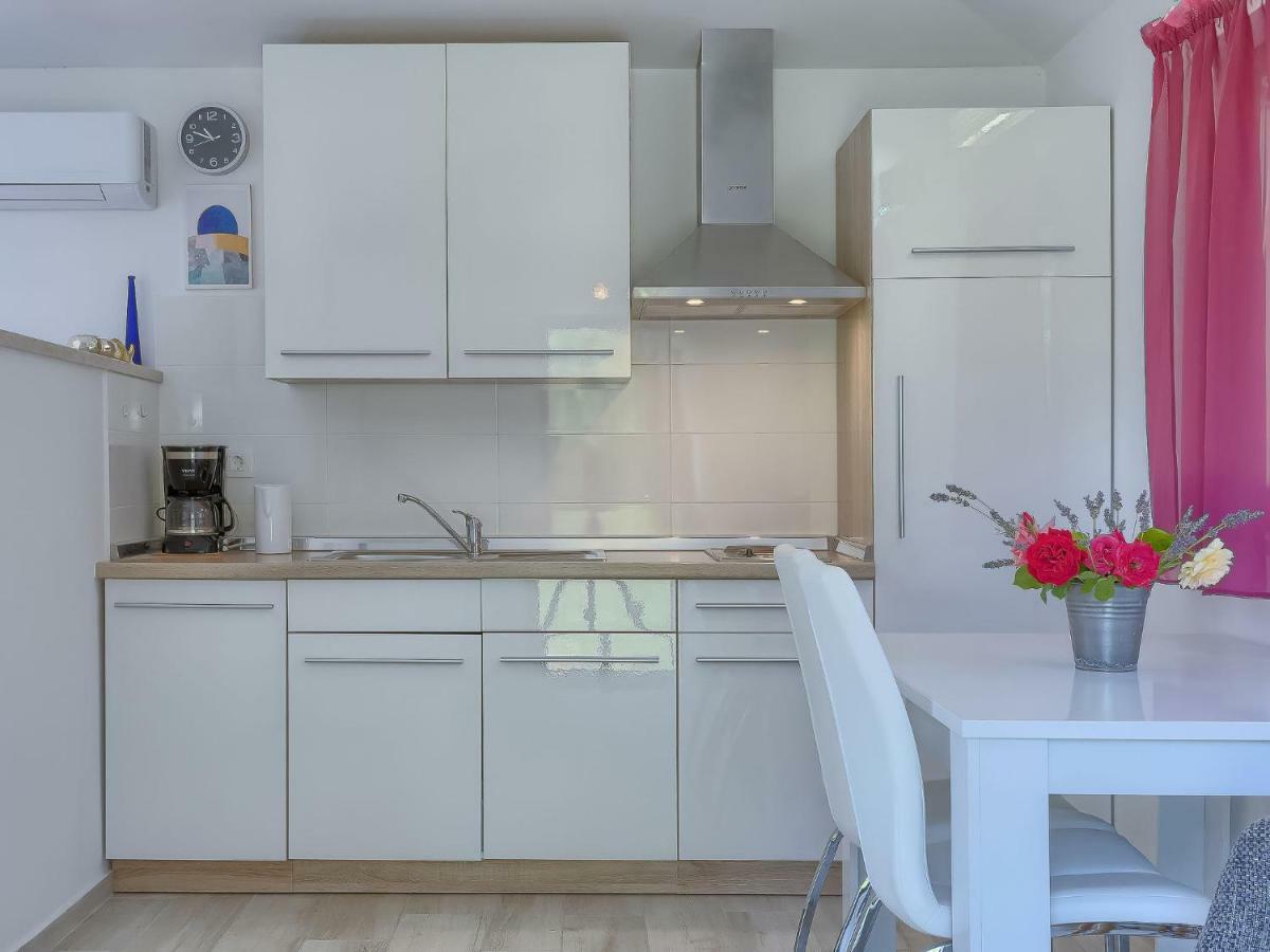 Holiday Home Lucija By Interhome Vinež Exterior foto